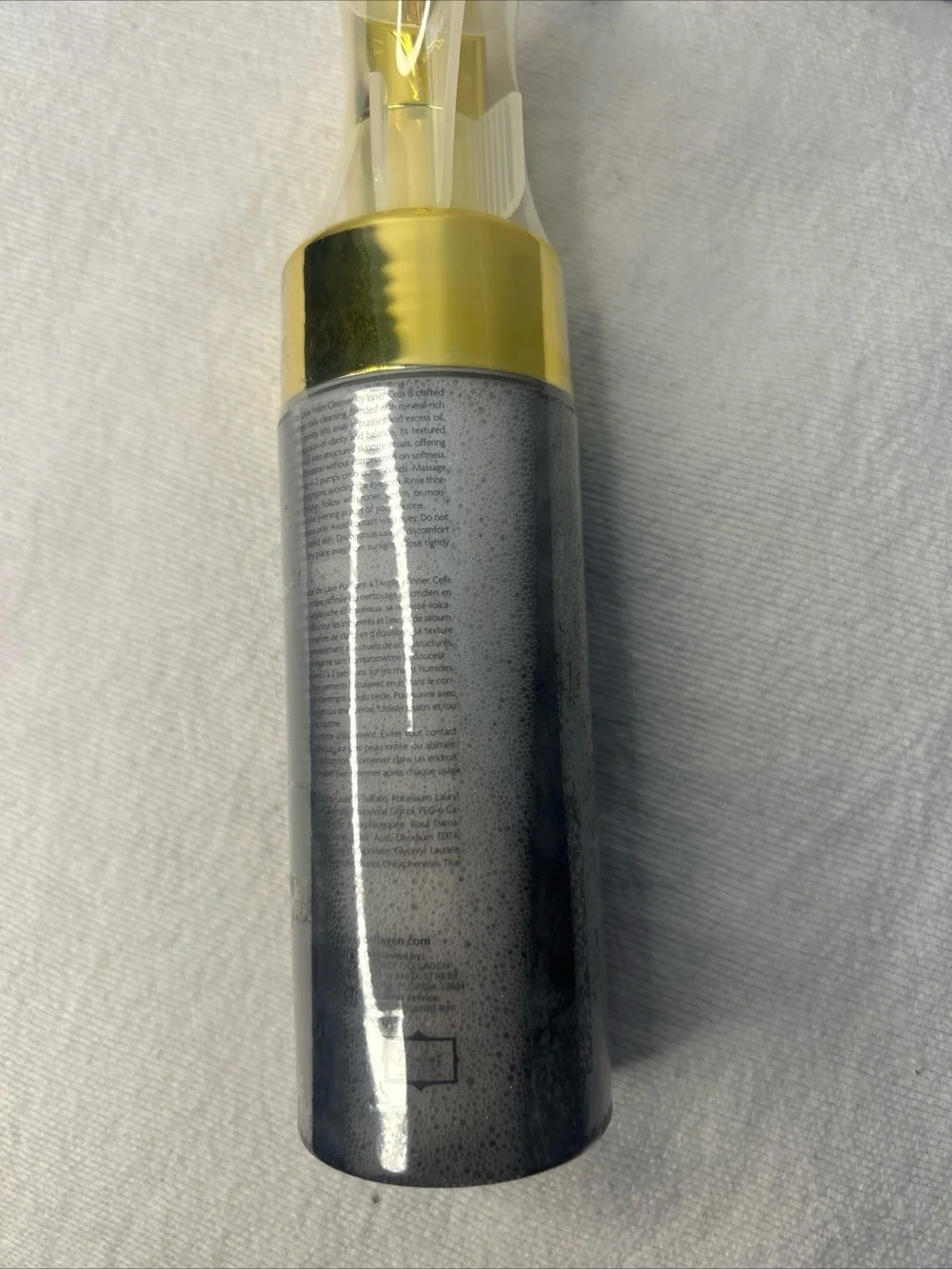 Purifying Cleansing Foam in Gold and Silver